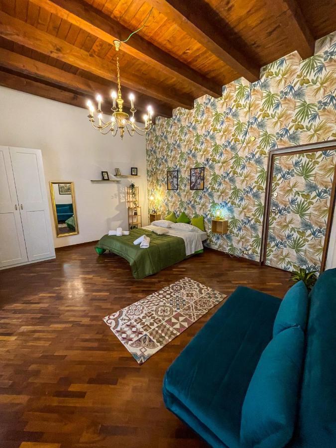 Charming House In The Historic Center Of Palermo Apartman Kültér fotó